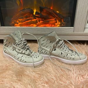 Nike Women’s Air Force 1’s  Light Bone sz 7.5